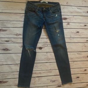 Abercrombie Fitch Distressed Skinny Jeans 2R A&F
